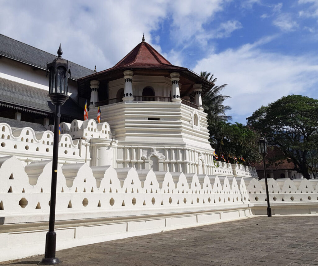 Kingdom of Kandy – Dhammikapalace